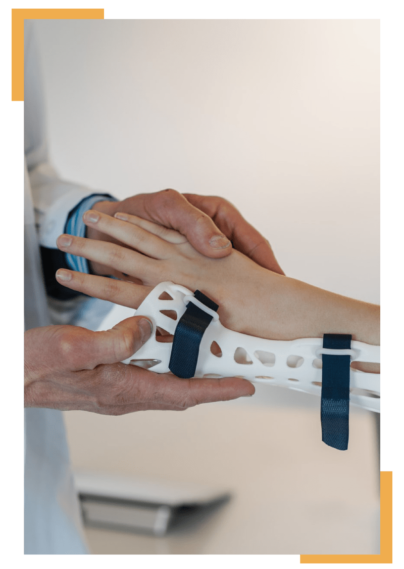 Wrist Pain Ontario - MedRehabGroup